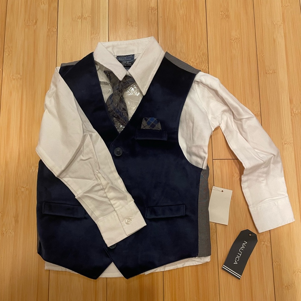 Nautica velvety touch Dark Navy and White 4-Piece Set for toddlers